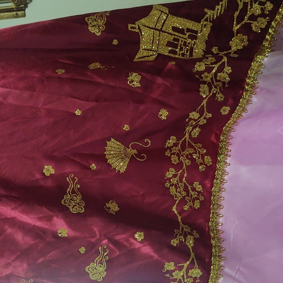 7/8 girls Mulan dress Disney princess - Picture 5 of 5